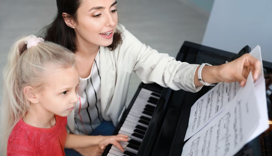 Piano lessons for kids